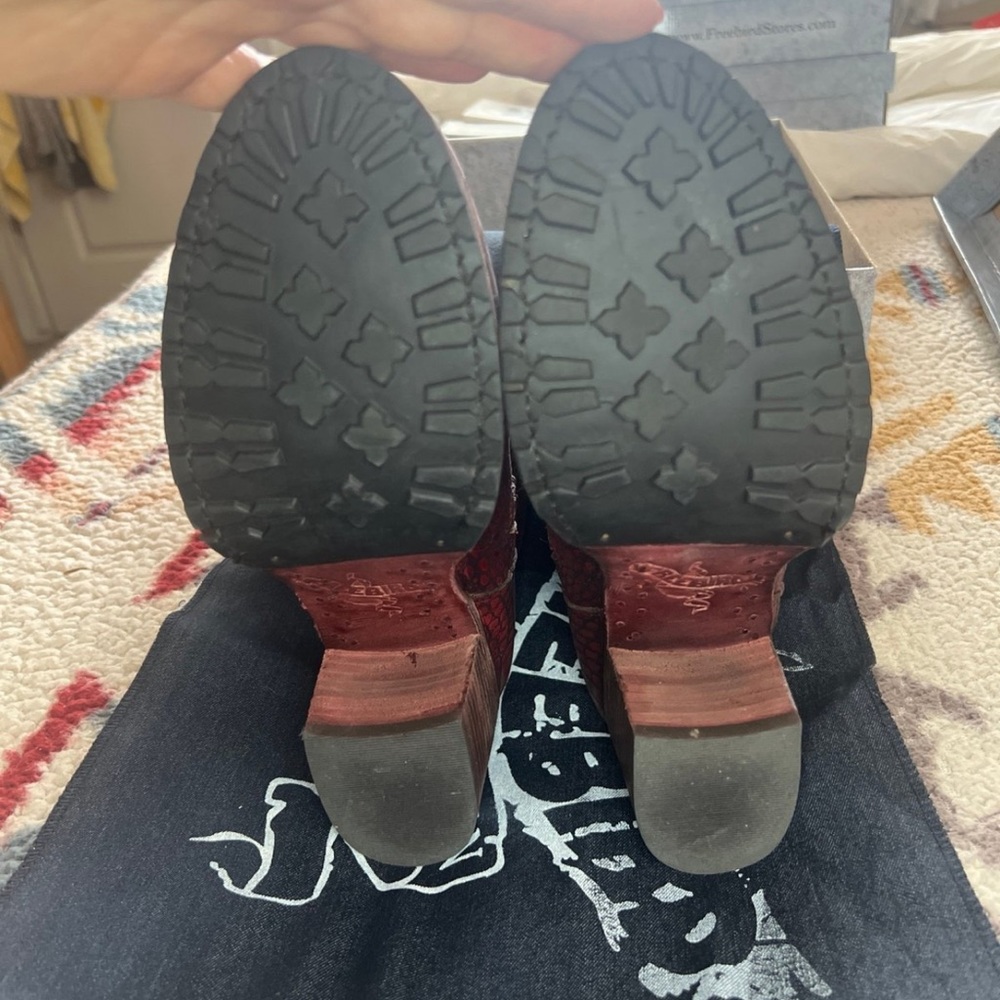 Freebird Boots •Carlito (size 9) Red - Picture 7 of 9